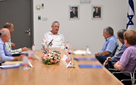 ועדת פרס ביטחון ישראל (צילום: אריאל חרמוני / משרד הביטחון)