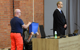 יוזף שוץ בבית המשפט בגרמניה (צילום: רויטרס)