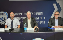 מיגל דויטש, יאיר גלילי, אפרים ברק (צילום: שלומי גבאי)