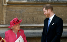הנסיך הארי וסבתו, המלכה אליזבת השנייה (צילום: רויטרס)
