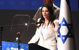 יו"ר הבית היהודי איילת שקד בהשקת קמפיין המפלגה (צילום: ברני ארדוב - בנוביץ תקשורת)