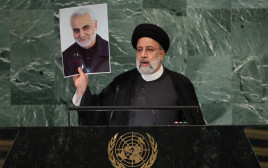 נשיא איראן ראיסי בעצרת האו"ם (צילום: Reuters/BRENDAN MCDERMID)