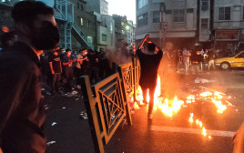 ההפגנות באיראן (צילום: WANA (West Asia News Agency) via REUTERS)
