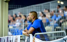 ערן לוי שחקן מכבי קביליו יפו הפצוע (צילום: אריאל שלום)