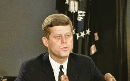 ג'ון קנדי נואם (צילום: Getty images)