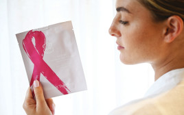 ללין חודש המודעות לסרטן השד  (צילום: ערן לוי)