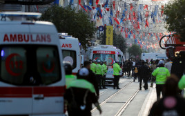 תמונה מזירת האירוע באיסטנבול (צילום: REUTERS/Kemal Aslan)