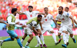 ניצחון ראוי. שחקני נבחרת איראן חוגגים (צילום: רויטרס)