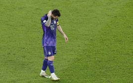 ליאונל מסי שחקן נבחרת ארגנטינה מאוכזב (צילום: רויטרס)