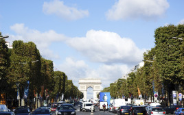 שער הניצחון בפריז (צילום: אינג'אימג')