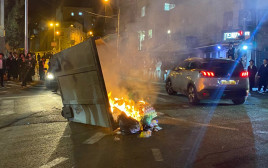 הפרות הסדר במרכז ירושלים (צילום: דוברות המשטרה)