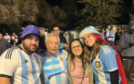 חנן בראודה (שני משמאל) (צילום: פרטי)