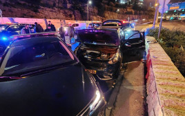 מרדף אחר חשוד בגניבת רכ בירושלים (צילום: דוברות המשטרה)