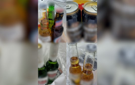 האלכוהול שנקנה (צילום: דוברות המשטרה)