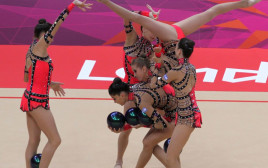 נבחרת ההתעמלות האומנותית של ישראל, אולימפיאדה לונדון 2012 (צילום: קובי אליהו)