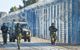 חיילי מילואים בגבול סוריה (צילום: מיכאל גלעדי)