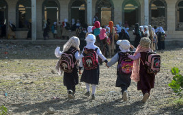 תלמידות באיראן (צילום: AHMAD AL-BASHA/AFP via Getty Images)