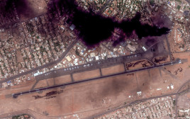 תמונות לוויין מחרטום בזמן הלחימה במדינה בין הצבא לכוחות "ההתערבות המהירה" (צילום:  Maxar Technologies/Handout via REUTERS )