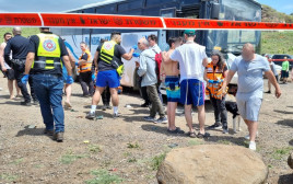 תאונת האוטובוס ברפטינג נהר הירדן (צילום: דוברות מד"א)
