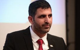 שר התקשורת שלמה קרעי (צילום: אבשלום ששוני)