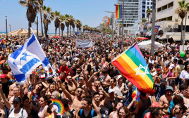 מצעד הגאווה בתל אביב, 2021 (צילום: גיא יחיאלי)