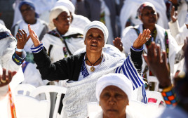 יום הזיכרון ליהודי אתיופיה שנספו בדרכם לישראל (צילום: REUTERS/Ronen Zvulun)