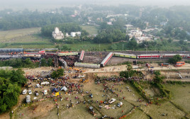 תאונת הרכבות בהודו (צילום: REUTERS)