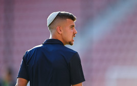 קפטן נבחרת הנוער, איליי מדמון (צילום: אתר רשמי, Seb Day - UEFA via Sportsfile)