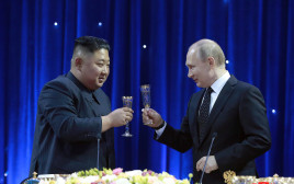 נשיא רוסיה ולדימיר פוטין ושליט קוריאה הצפונית קים ג'ונג און (צילום: רויטרס)