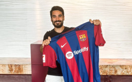 ברצלונה הודיעה: אילקאי גונדואן חתם בקבוצה (צילום: אתר רשמי, ברצלונה)