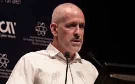 ראש השב"כ רונן בר בנאום באוניברסיטת תל אביב (צילום: אבשלום ששוני)