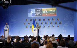 זלנסקי בפסגת נאט"ו בליטא (צילום: LUDOVIC MARIN/AFP via Getty Images)