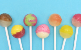 סוכריות על מקל, אילוסטרציה (צילום: אינגאימג')