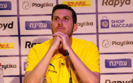 שחקן מכבי תל אביב גיא פניני מודיע על פרישה (צילום: דני מרון)