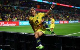 שחקנית נבחרת קולומביה בכדורגל, קרולינה אריאס (צילום: רויטרס)