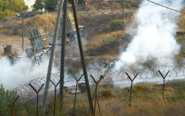 תרגיל ארטילרי סמוך לגבול לבנון (צילום: איל מרגולין, פלאש 90)
