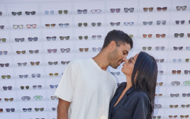 בר כהן ואליאב טעטי במסיבת סוף הקיץ של רשת משקפי השמש SUNGLASS HUT (צילום: שוקה)