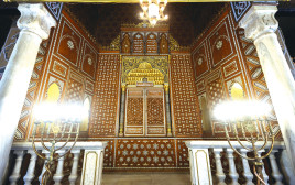 בית הכנסת אבן עזרא בקהיר (צילום: רויטרס)