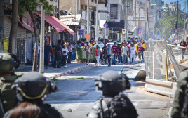 מהומות יוצאי אריתריאה בתל אביב  (צילום: אבשלום ששוני)