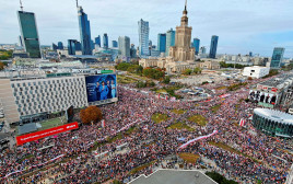מחאה נגד הממשלה בפולין (צילום: Agencja Wyborcza.pl/Slawomir Kaminski via REUTERS)