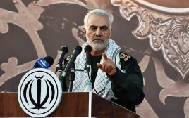 מפקד כוח קודס קאסם סולימאני בנאום בעיר המדאן, איראן, 26 ביולי 2018 (צילום: מערכת וואלה! NEWS, טוויטר)