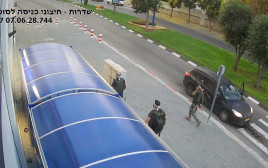 מחבלי חמאס ברחובות שדרות (צילום: שימוש לפי סעיף 27א')