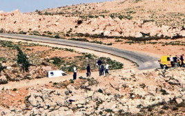 אנשי חיזבאללה בסמוך לגבול לבנון (צילום: ללא)