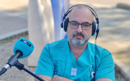 דוקטור יורם קליין, מנהל היחידה לטראומה וכירורגיה קריטית בשיבא (צילום: יניב מורוזובסקי, 103FM)