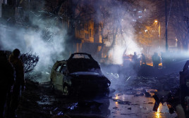 הפצצות מאסיביות בקייב (צילום: REUTERS/Valentyn Ogirenko)