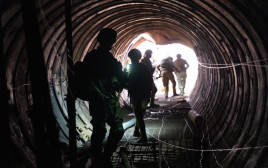 עבודות החישוף והחקר של המנהרה על-ידי חיילי צה״ל (צילום: דובר צה"ל)