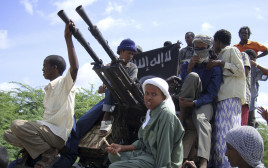 ארגון הטרור אל-שבאב במוגדישו, 22 ביוני 2009 (צילום: רויטרס)