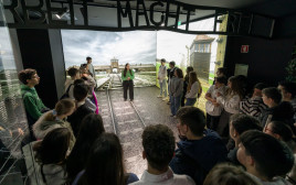 ביקור בני הנוער במוזיאון השואה בעיר פורטו (צילום: CIP/CJP Bizarrro)