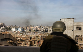 צה"ל בעזה (צילום: REUTERS/Ronen Zvulun)