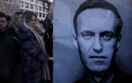 מחאה בגין מותו של נבלני (צילום: Dawid Zuchowicz/Agencja Wyborcza.pl via REUTERS)